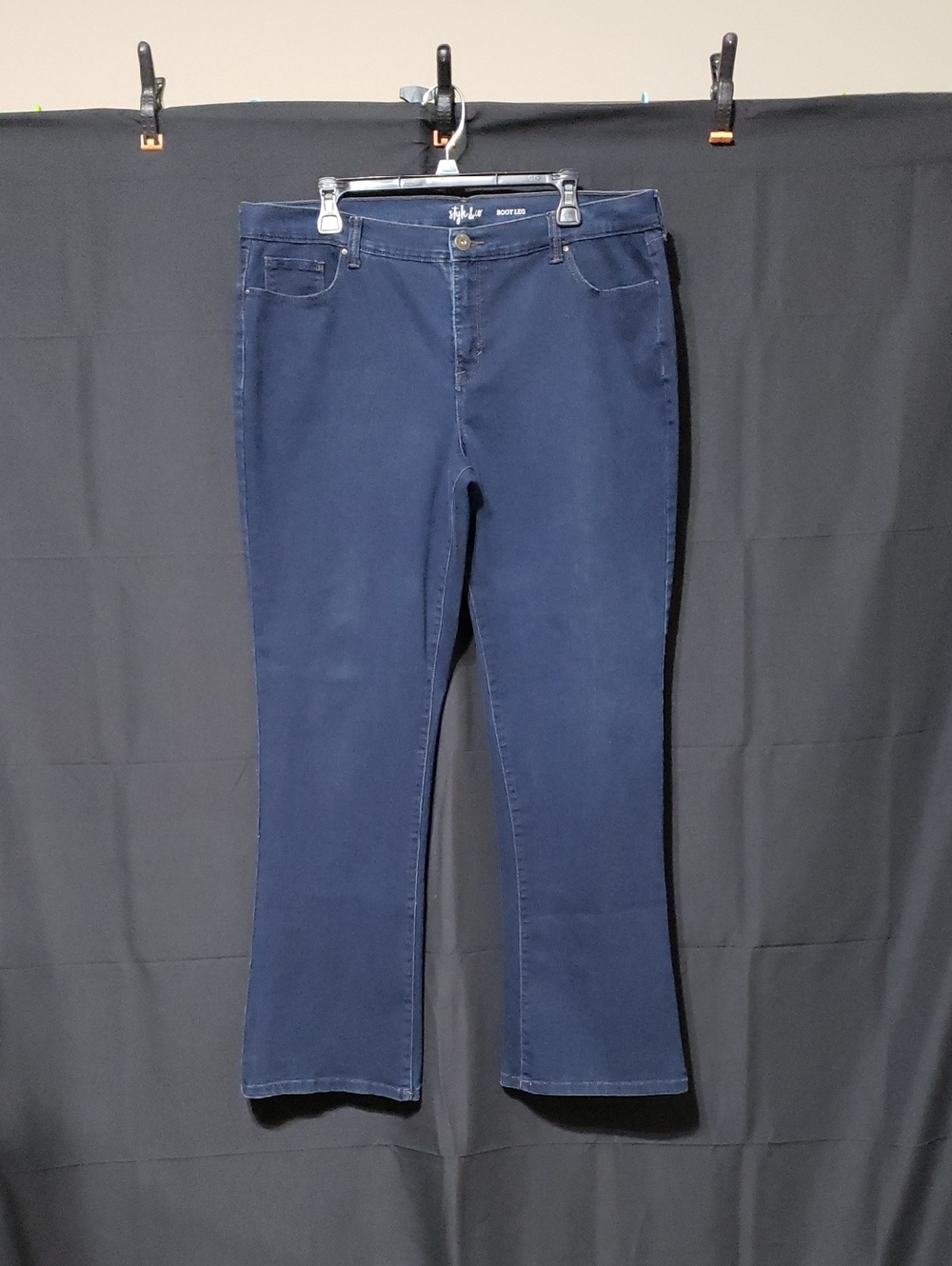 Style & Co. Blue Dark Wash Boot Leg Jeans. Size: 18